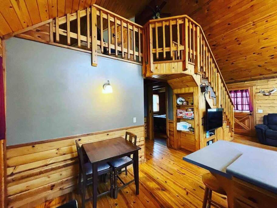 The Loft At Bear Mountain Log Cabins Eureka Springs Esterno foto