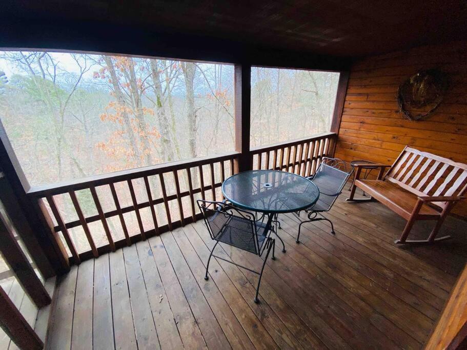 The Loft At Bear Mountain Log Cabins Eureka Springs Esterno foto